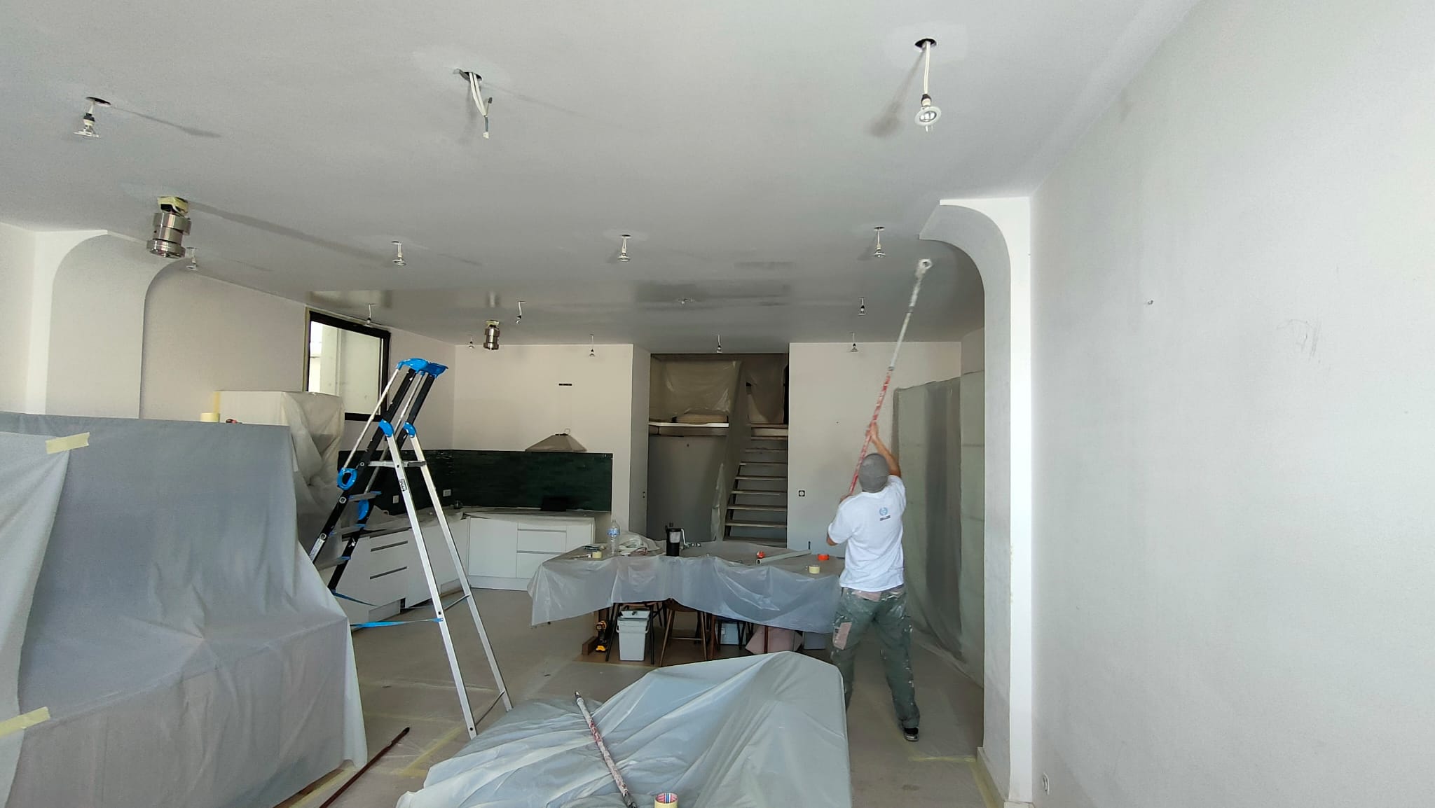 Multi Renov 34 en préparation de chantier de rénovation intérieure à Montpellier